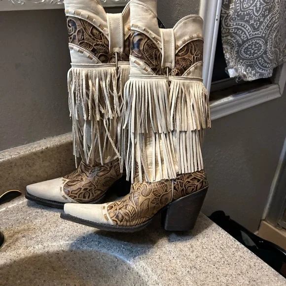 Fringe Western Cowboy Boots - Picture 2 of 9